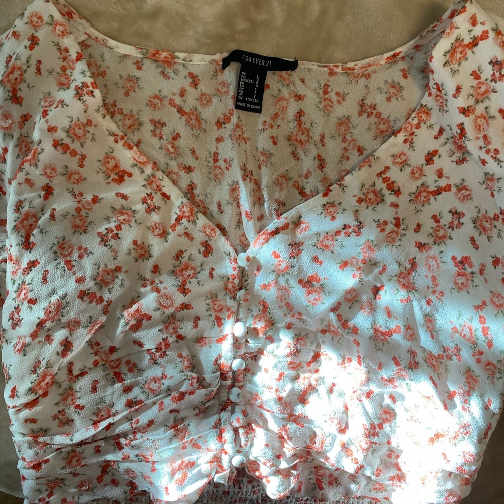 crop top - Picture 4 of 5
